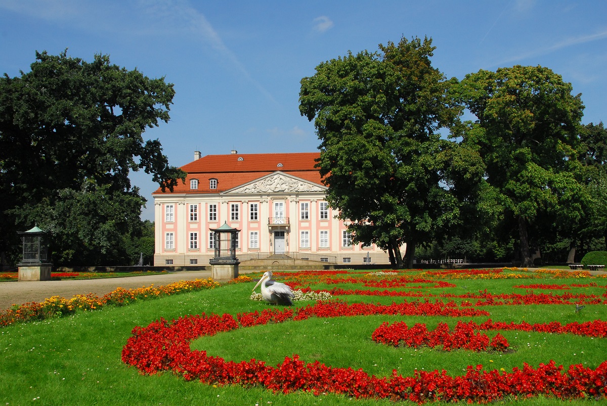 alt-"Zustiftung Schloss Friedrichsfelde Tierpark Berlin"